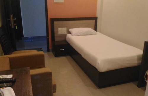 Kollam Hotel | The Orchid Suites