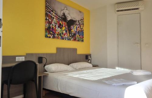 Riom-es-Montagnes Hotel | The Originals Access, Hôtel Le Lutéa