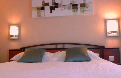 Chartres-de-Bretagne Hotel | The Originals Boutique, Hôtel La Chaussairie, Rennes Sud