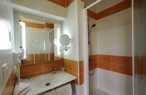 Saintes Hotel | The Originals City, Hôtel des Arènes, Saintes