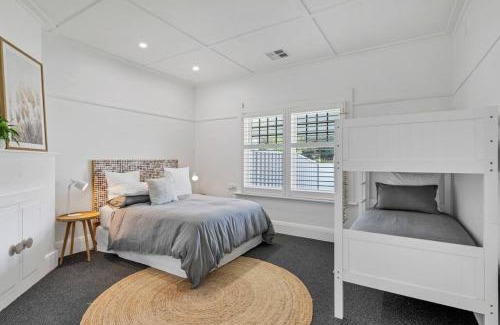 Glenelg South House | THE OSLO on Broadway with Pool Villas 1 & 2
