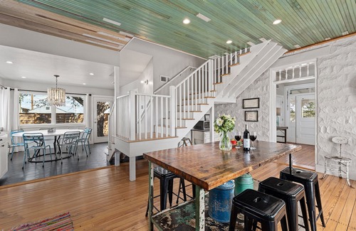 Harper House | The Oswald