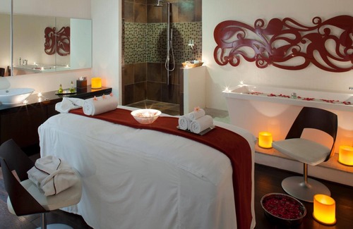 Electronics City Hotel | The Oterra Bengaluru Electronics City