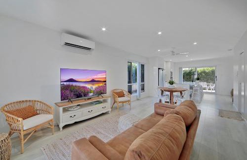 Bargara House | The Other Place