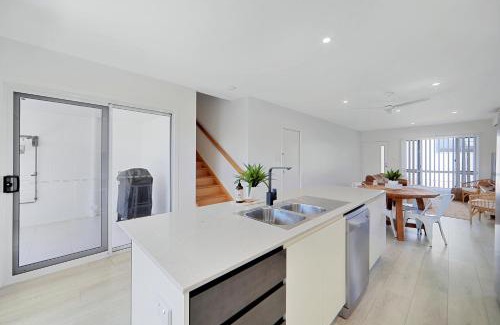 Bargara House | The Other Place