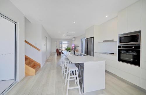 Bargara House | The Other Place