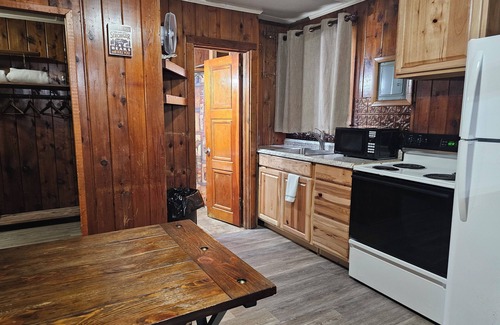 Hillsboro Cabin | The Outdoorsman