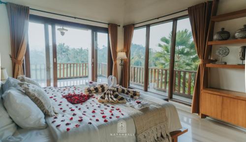 Tampaksiring Bed & Breakfast | The Paddies Villa #delux