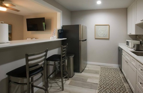 Enterprise Apartment | The Pads - Suite 5 (2nd Floor)