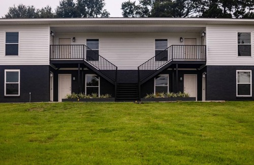Enterprise Apartment | The Pads - Suite 5 (2nd Floor)