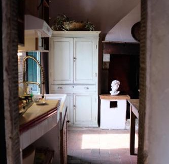Rufina Apartment | The Painters Cottage