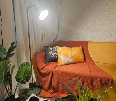 Pali Hill Apartment | The PaliHideaway- Hidden Gem in Pali Mala,Bandra