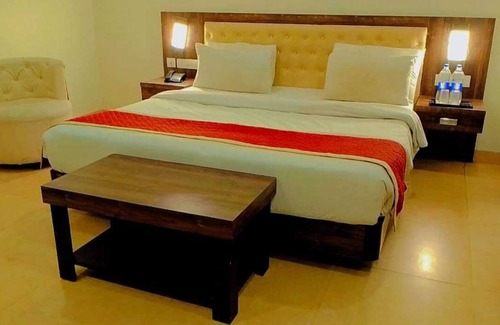 Jhotwara Hotel | The Palm Hotel & Restaurant