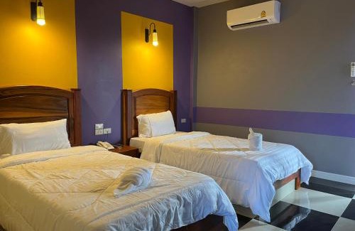 Kamphaeng Saen Cabin | The Palm Resort Kampeang Saen