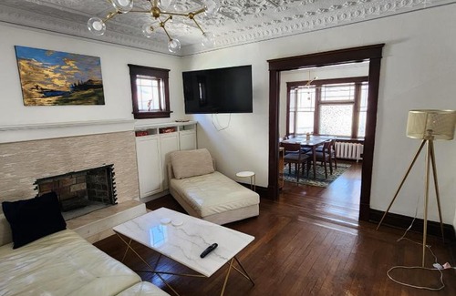 Kitchener House | The Pandora Century Home