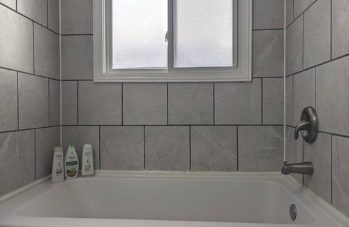 Barrie House | The Parkview Executive Suite