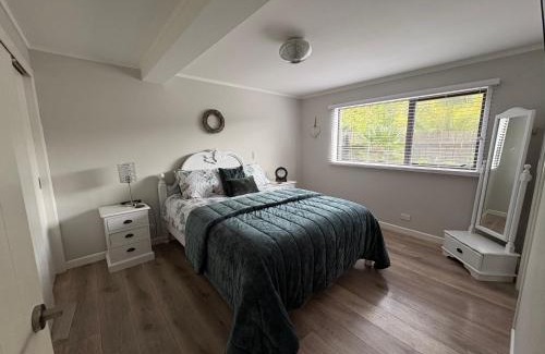 Kerikeri Apartment | The Parrot Place - The Parrots Nest