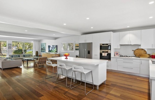 Patonga House | The Patonga Pearl-On Patonga Creek