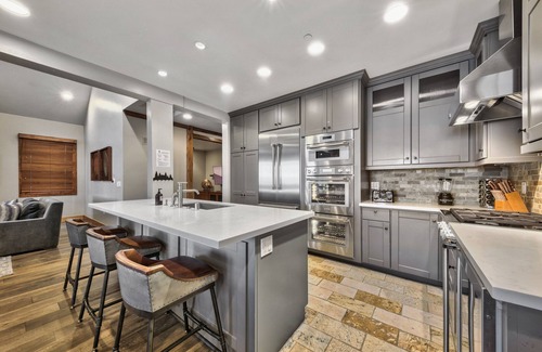 Sierra Shores Condo | The Peak #14 Private Lakefront Luxury Steps to Beach, Dining and Adventure
