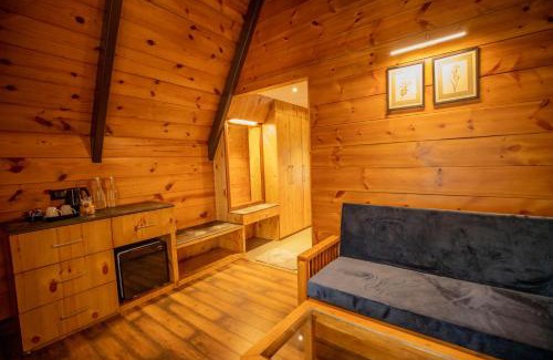 Amritpur Hotel | The Pear Orchard By Countryside