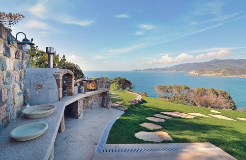 Magomadas Apartment | The Pearl by the Sea