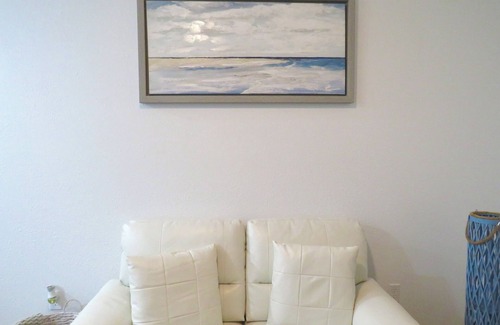 Westchase Apartment | The Pelican Cove - Guest House