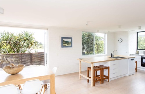 Hastings Point Villa | The Peninsula- 4bed Villa in Hastings Point