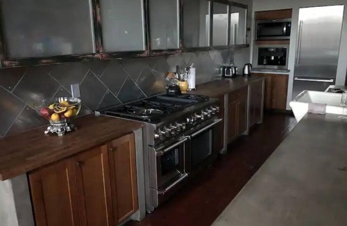 Allegheny-West Apartment | The Penthouse Suite