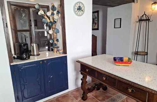 Canillas de Aceituno House | The perfect location for a relaxing and luxurious holiday with family & friends.