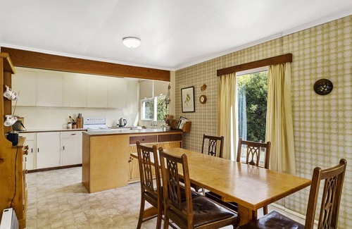Glamorgan-spring Bay Council House | The perfect base to relax and explore Maria Island