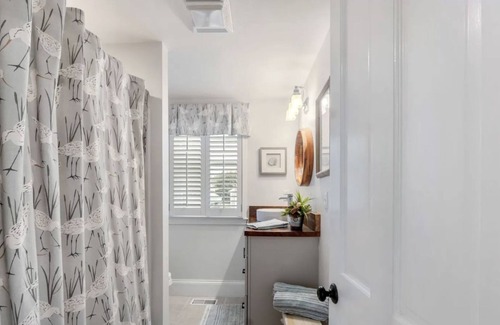 Silver Beach House | The Perfect Cape Cod Getaway