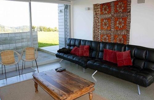 Matapouri House | The Perfect Degree - Sandy Bay Holiday Home