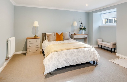 Aberdeen Cottage | The perfect family bolthole, suitable for 4 adults and 2 children.