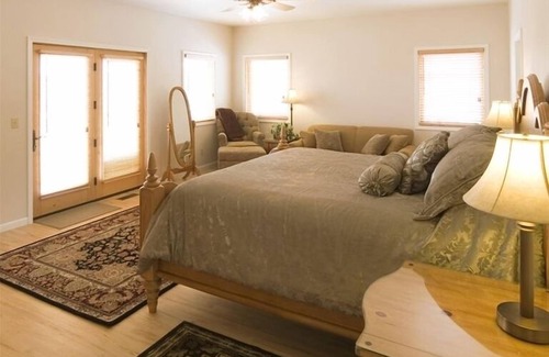 Cody Cabin | The Perfect Get Away - Bull Moose Retreat