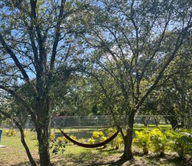 Clewiston House | The Perfect Get Away !