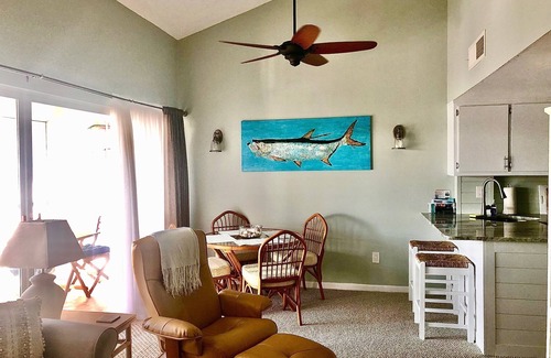 Englewood Condo | The Perfect Getaway