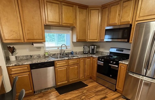 Onsted Cottage | The Perfect Home at Sand Lake