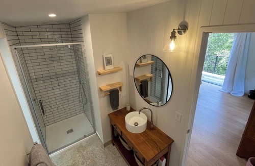 Opua Cabin | The Perfect Spot to Unwind and Enjoy the Beauty of Nature