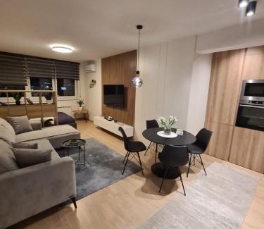 Novo Sarajevo Apartment | The Perle Sarajevo Tower Studio Free car park