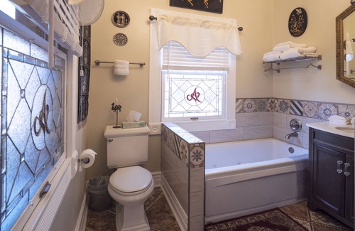 Downtown Tucson Hotel | The Persian Room located in Downtown Tucson