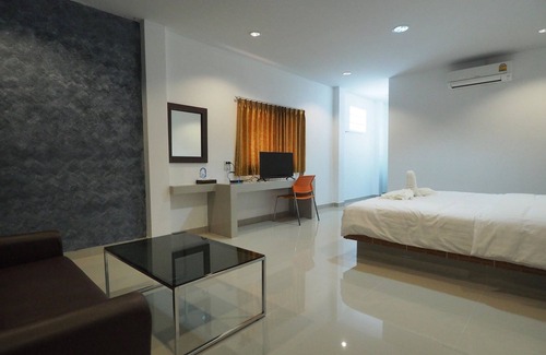 Surin Hotel | The Phant Hotel