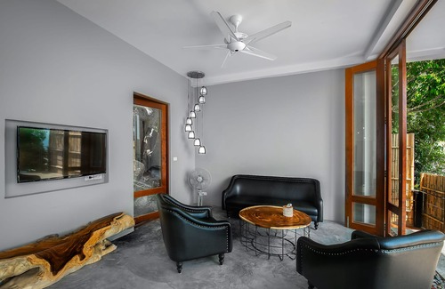 Koh Tao Villa | The Philip's villa 1 is a beautiful 2 bedroom villa and a pool.