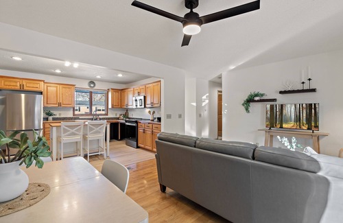Stillwater House | The Pine House: a cozy home for you & yours!