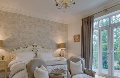 Gowerton House | The Pines in the beautiful Gowerton