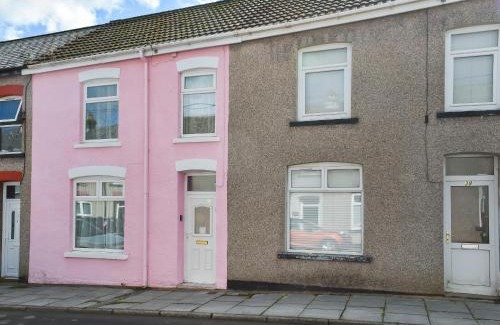 Neath House | The Pink House