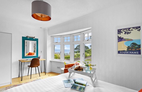 Stoke Fleming House | THE PINK HOUSE, pet friendly, with open fire in Stoke Fleming