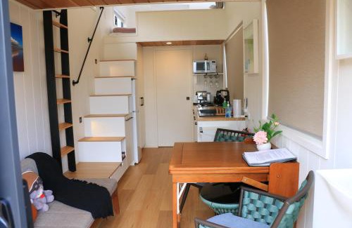 Cameron House | The Pink Lake Tiny House - 'Sakura'