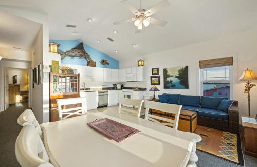 Cedar Key House | The Pink Pearl of the Gulf