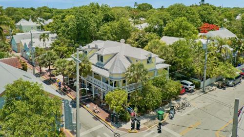 Old Town Apartment | The Pirates Penthouse by Last Key Realty