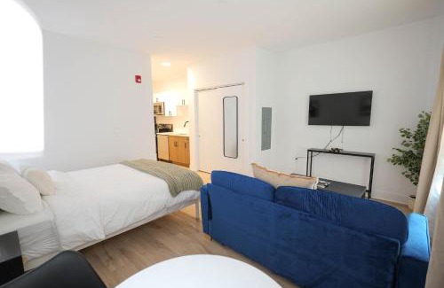 Stamford Apartment | The Platinum Downtown Stamford Studio Getaway